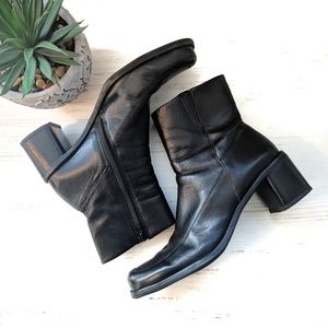 Diba Shoes - Diba Retro Leather Chunky Heel Boots Size 8.5 Diba Shoes - Diba Retro Leather Chunky Heel Boots Size 8.5